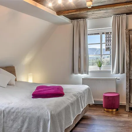Bed & Breakfast Schloss Falkenhaus