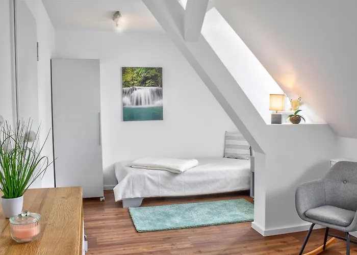 Schloss Falkenhaus Bed & Breakfast Bad Berneck im Fichtelgebirge